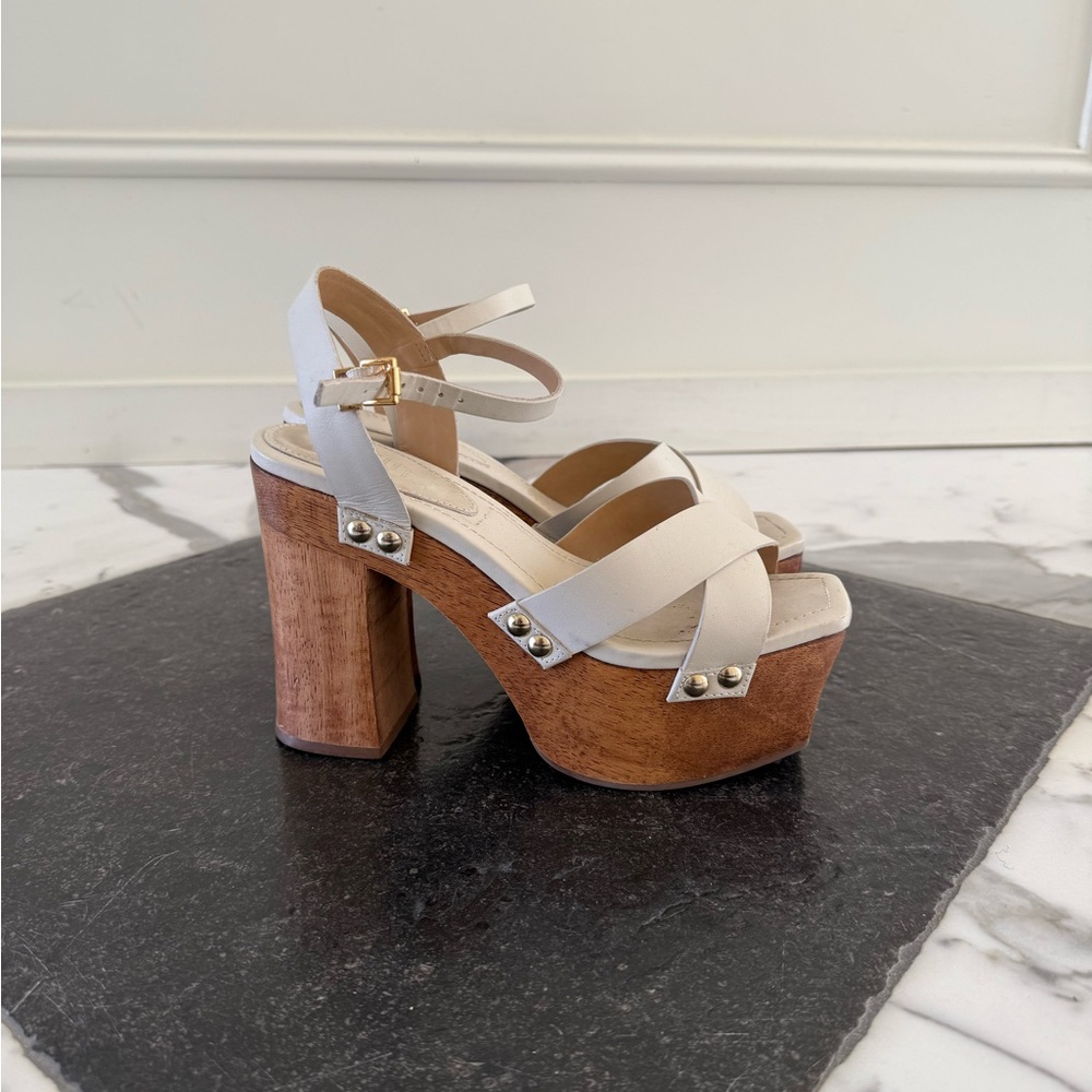 Schultz White Heels with Chunky Platform